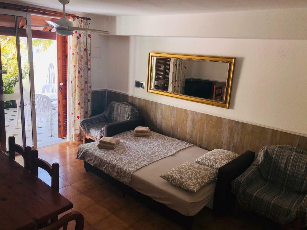Appartement First Line à Arona  Extérieur photo